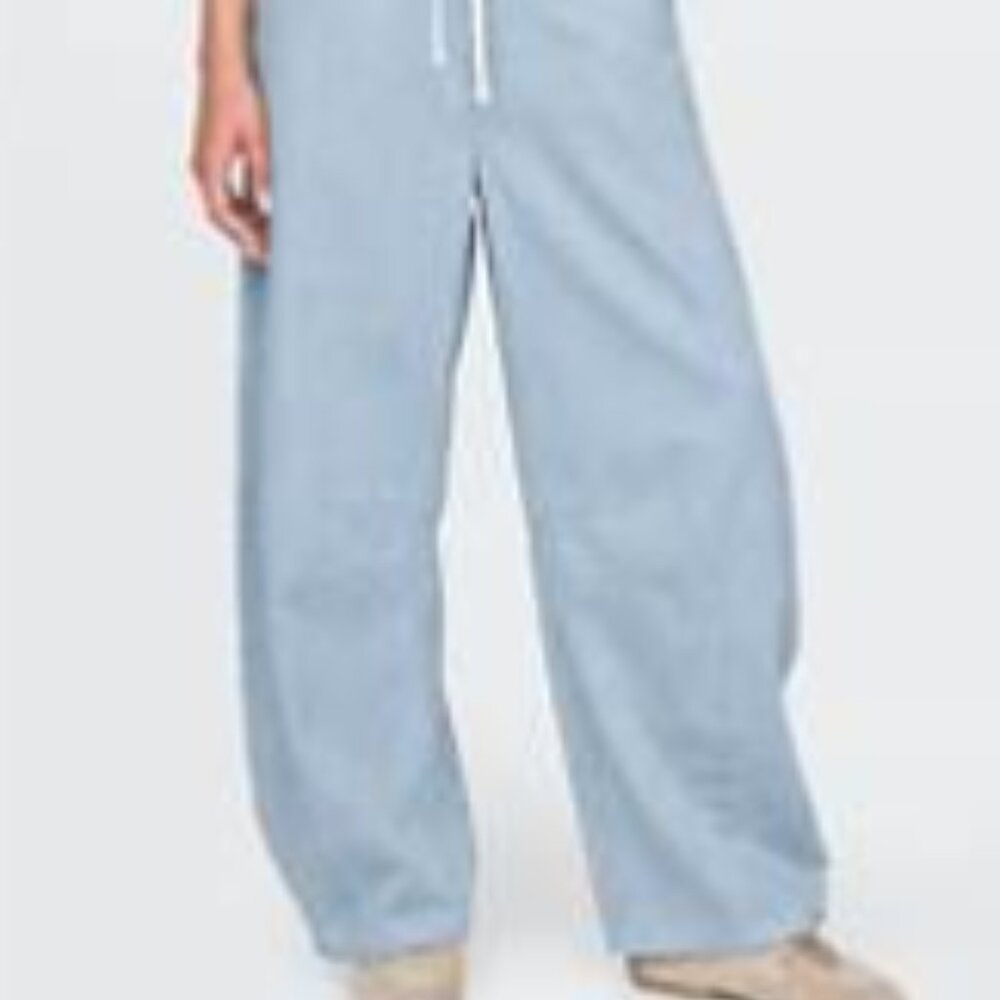 GAP Mid Rise UltraSoft Denim Stripe Easy Horseshoe Jeans